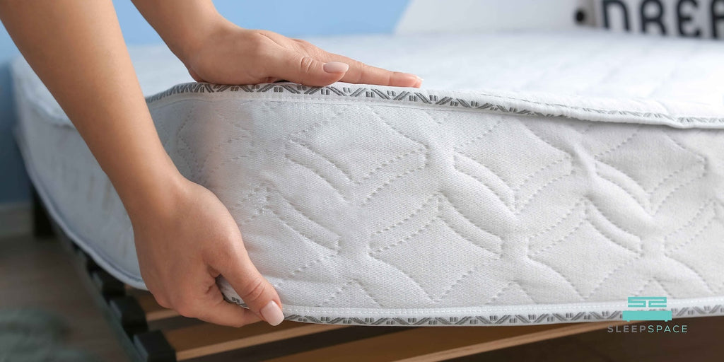 Featured_Image_Guide_to_Choosing_the_Right_Mattress_for_Back_Pain__A_Singaporean_Perspective_3096dd3a-9260-4848-88f9-844e0afd6d6b.jpg?v=1754290621&width=1024